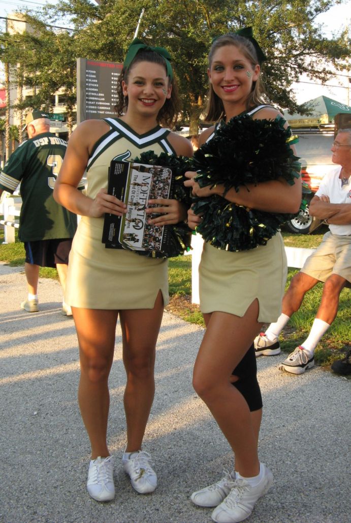 USF Cheerleaders rock!